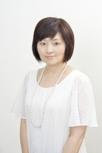 関 明美