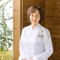須藤 佳子